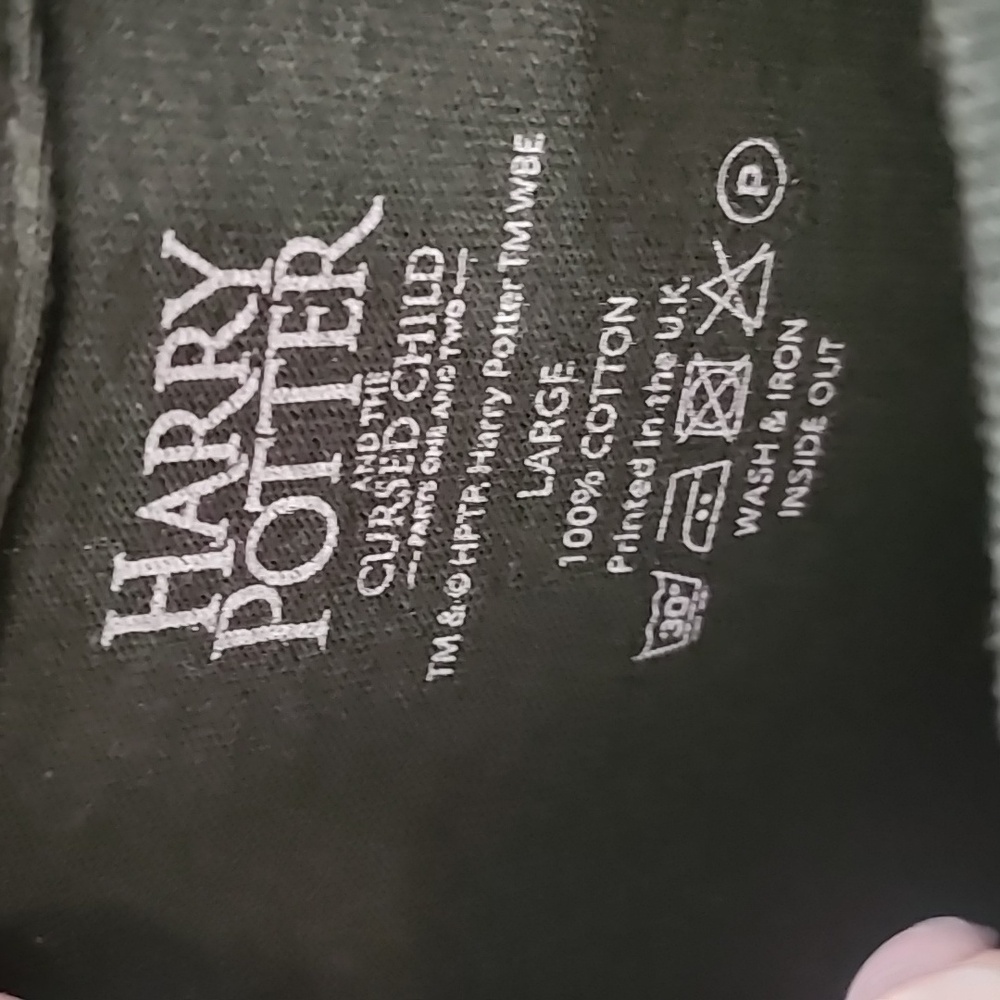 Harry Potter Slytherin Tee Form The Broadway Show. - Picture 3 of 5
